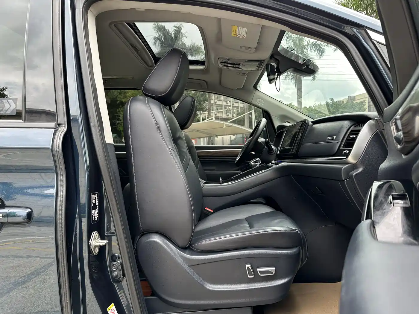 GAC Trumpchi Trumpchi M8 2021 Leading Show Series 390T Ultimate Edition фото 22