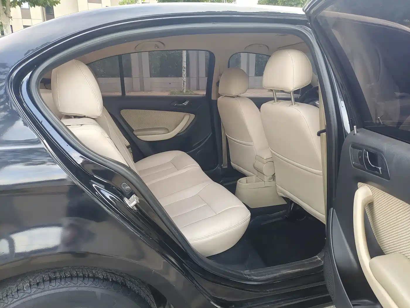 Volkswagen Lavida 2011 2011 2.0L Automatic Pinyou Edition
