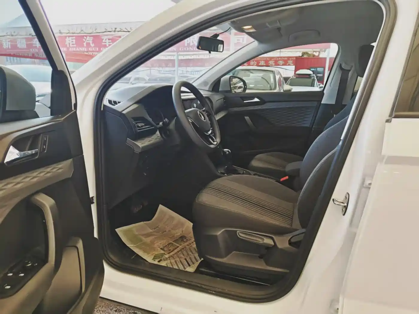 Volkswagen Tharu 2021 Model 280TSI 2WD Trend Edition фото 4