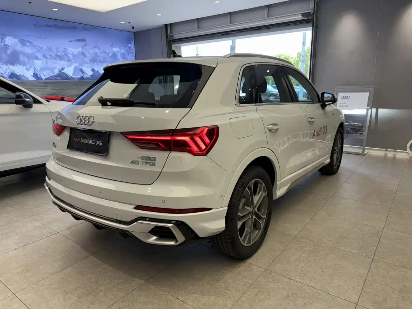 Audi Q3 2024 40 TFSI Fashion Sport фото 5