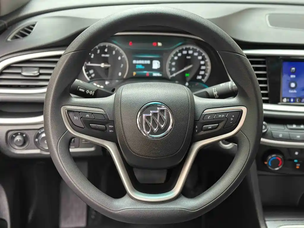 Фото 15 - Buick Excelle