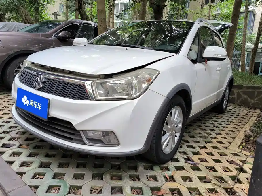 Photo 1 - Suzuki SX4