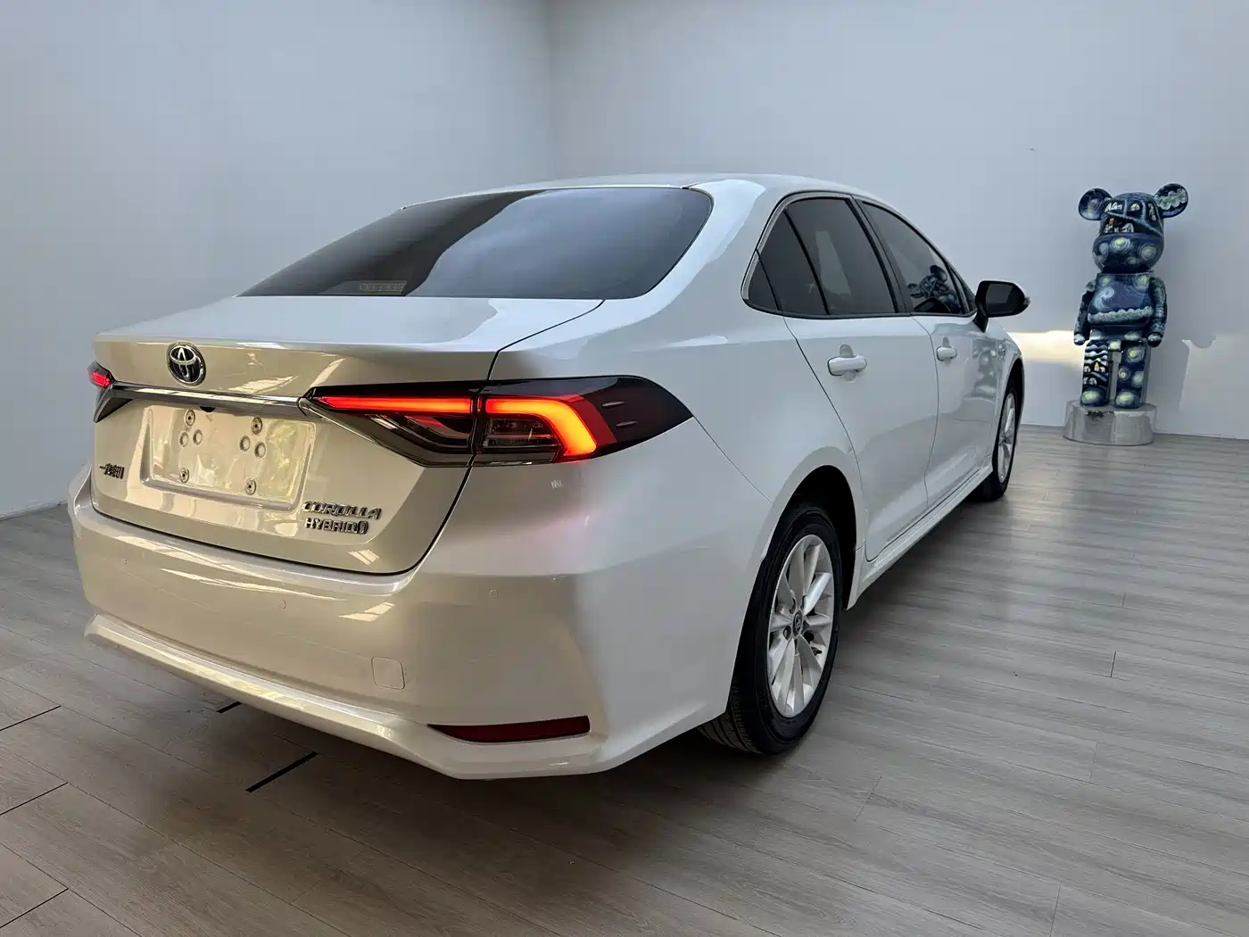 Фото 4 - Toyota Corolla