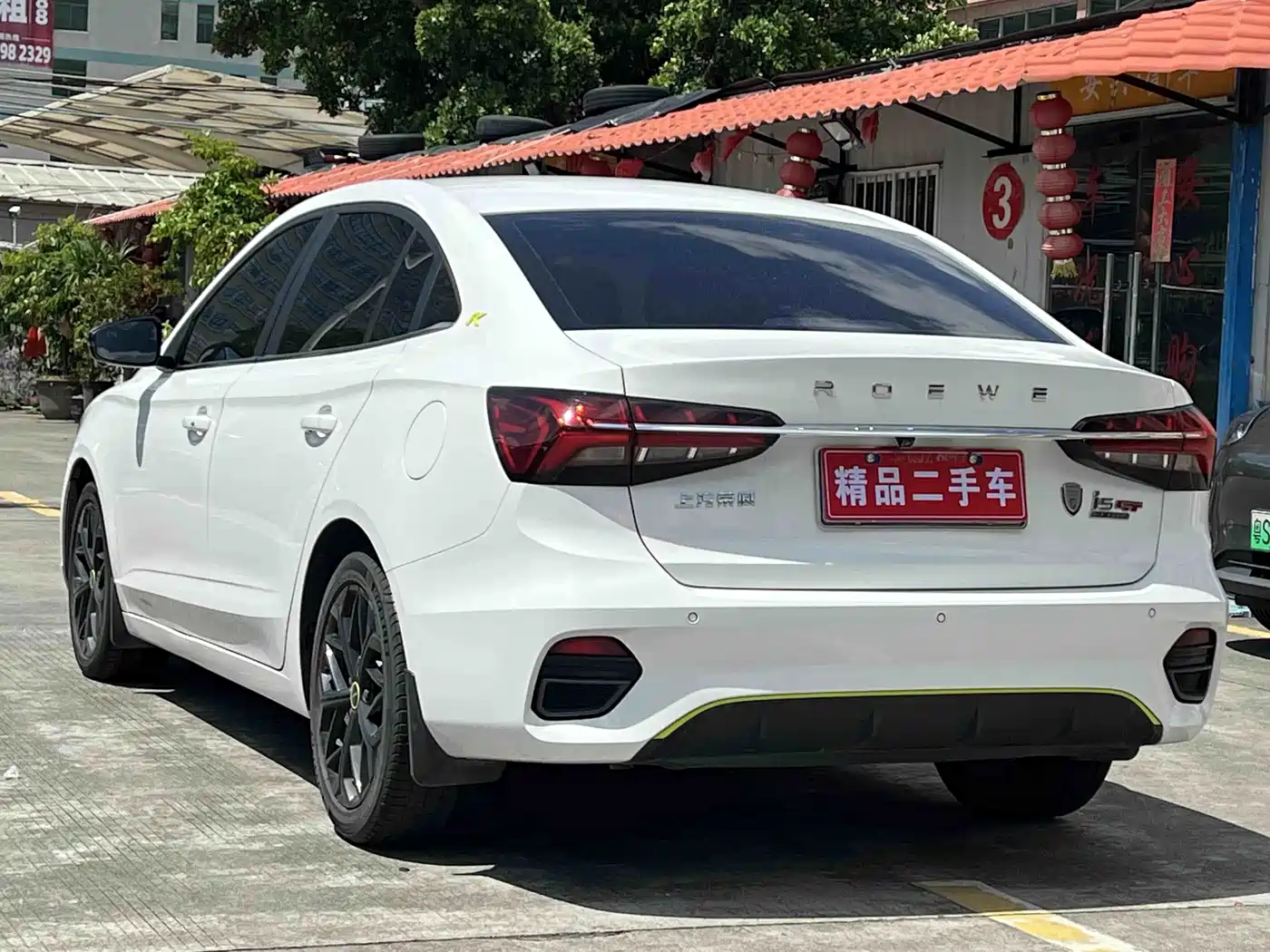 Фото 10 - Roewe i5