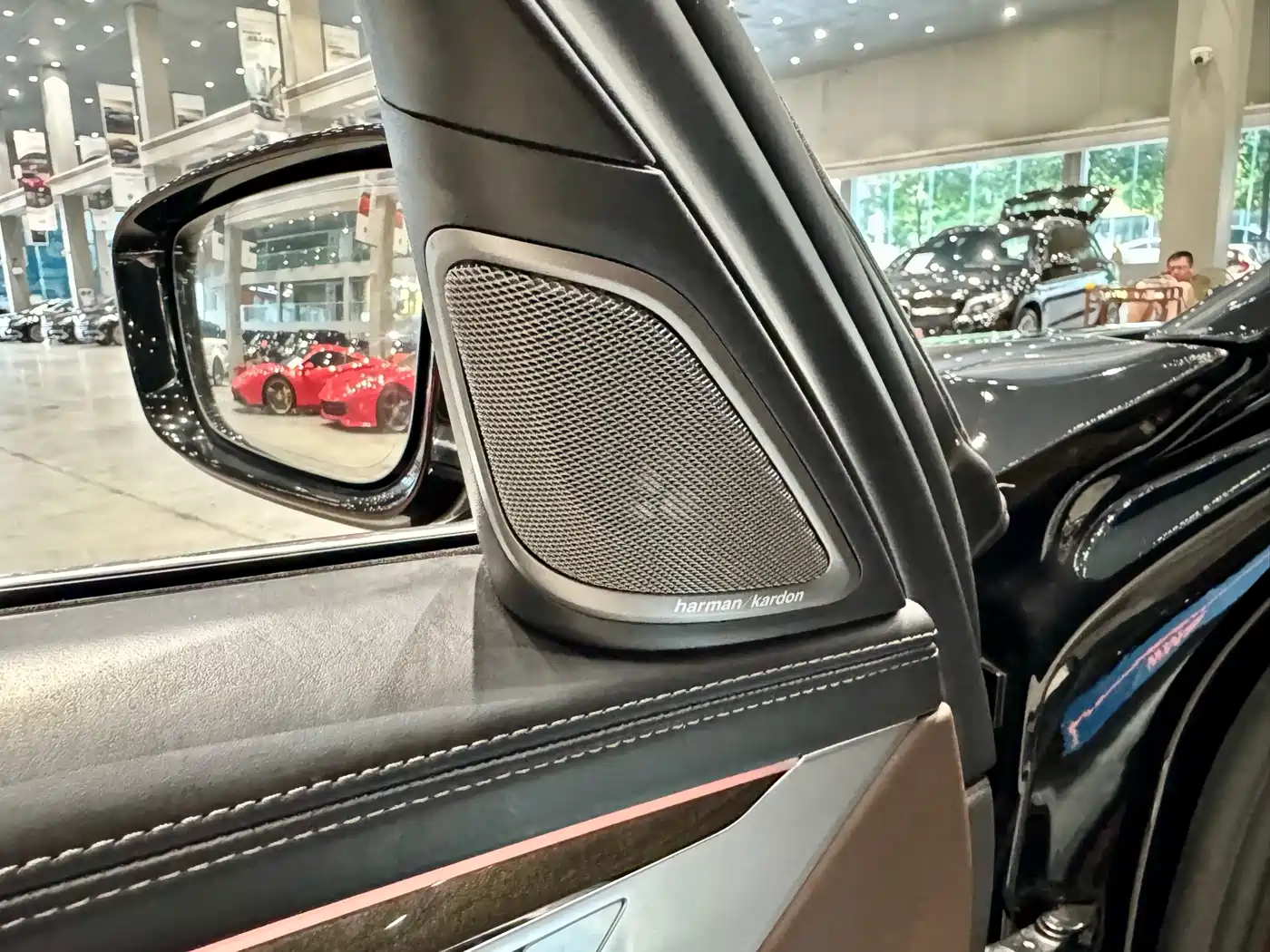 BMW 7 Series 2018 730Li Premium Type Excellence Package фото 10