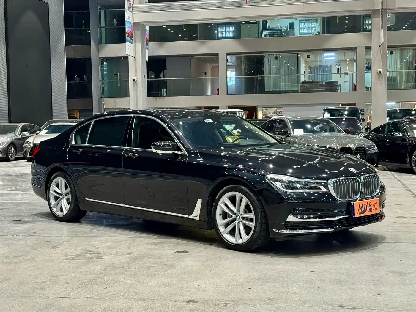 BMW 7 Series 2018 730Li Premium Type Excellence Package фото 3