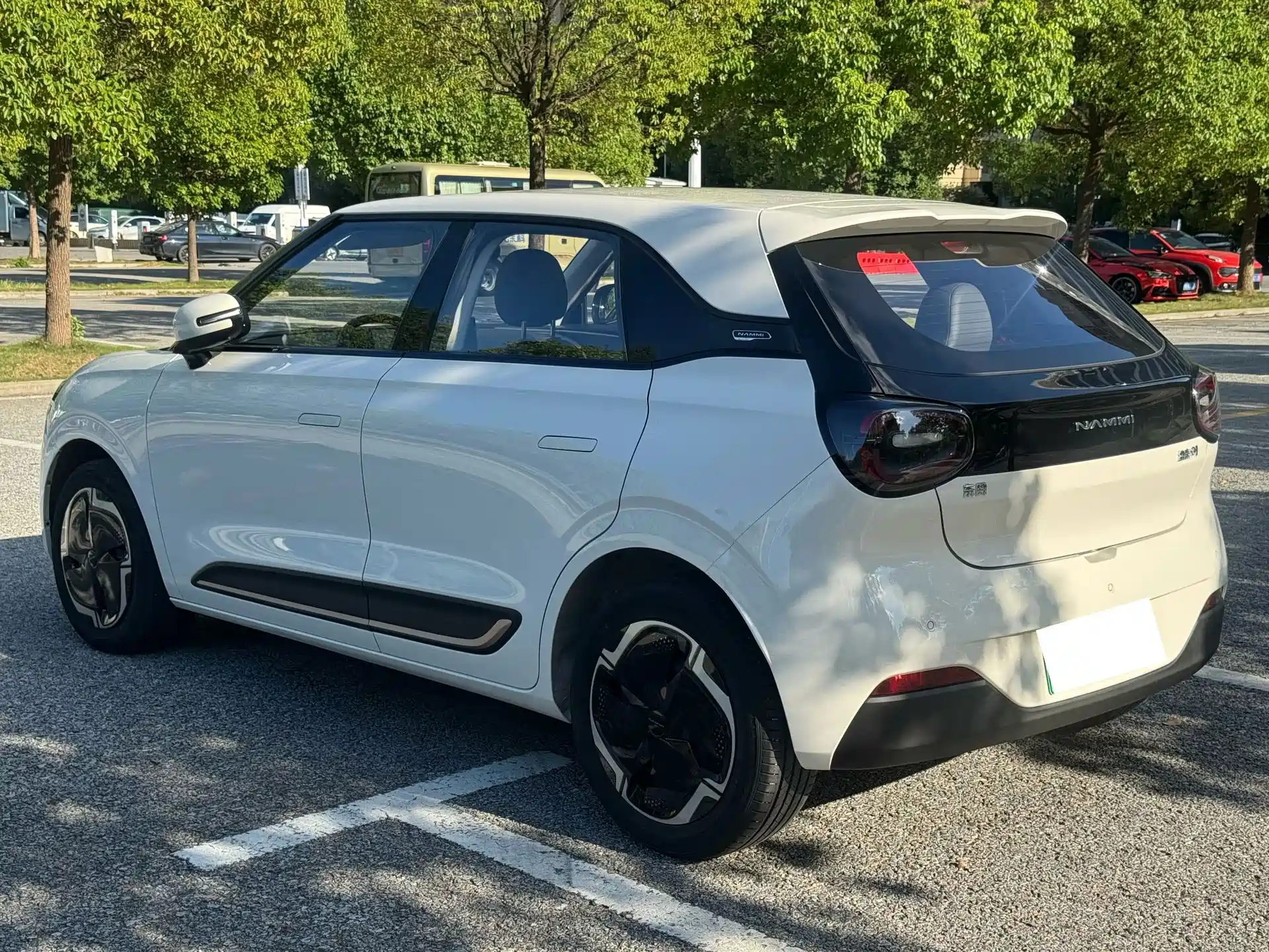 Photo 3 - Dongfeng Yipai Nano 01