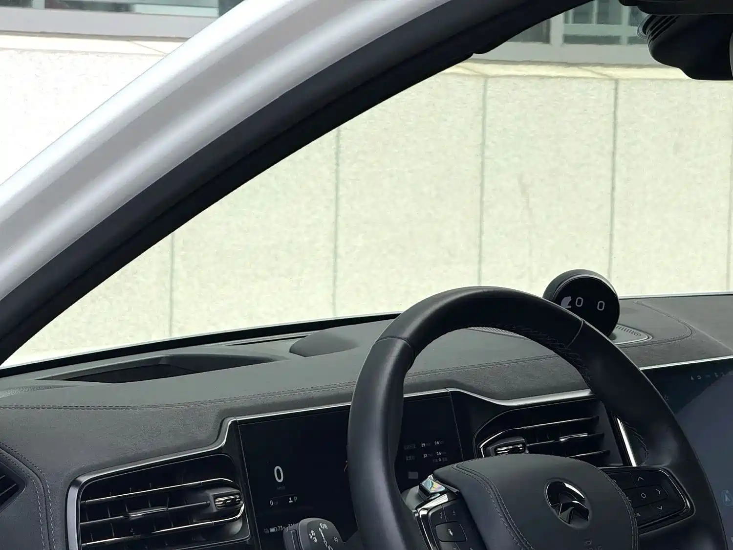 Фото 8 - NIO EC6