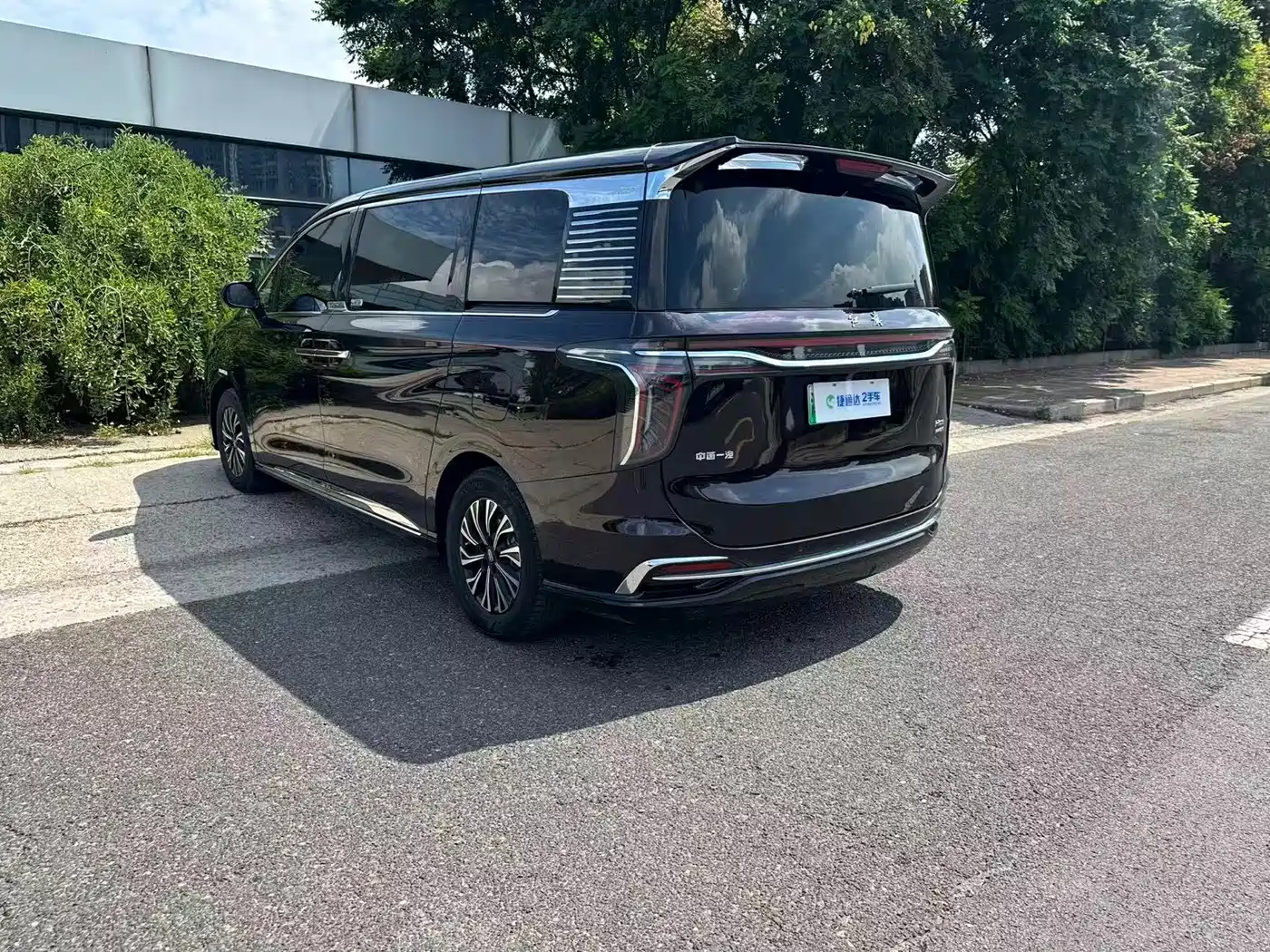 Hongqi HQ9 PHEV 2024 2024 Model 2.0T AWD Luxury Edition