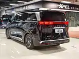 Фото 6 - Denza D9