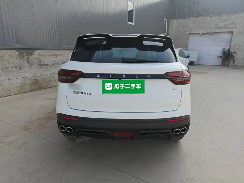 Фото 6 - Geely Coolray