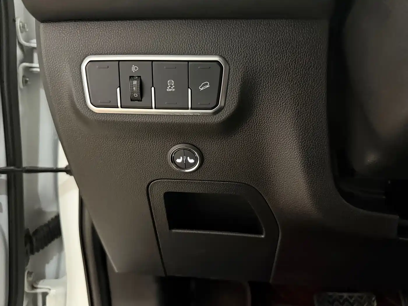 Haval M6 2023 2023 PLUS 1.5T DCT Elite Smart Connect