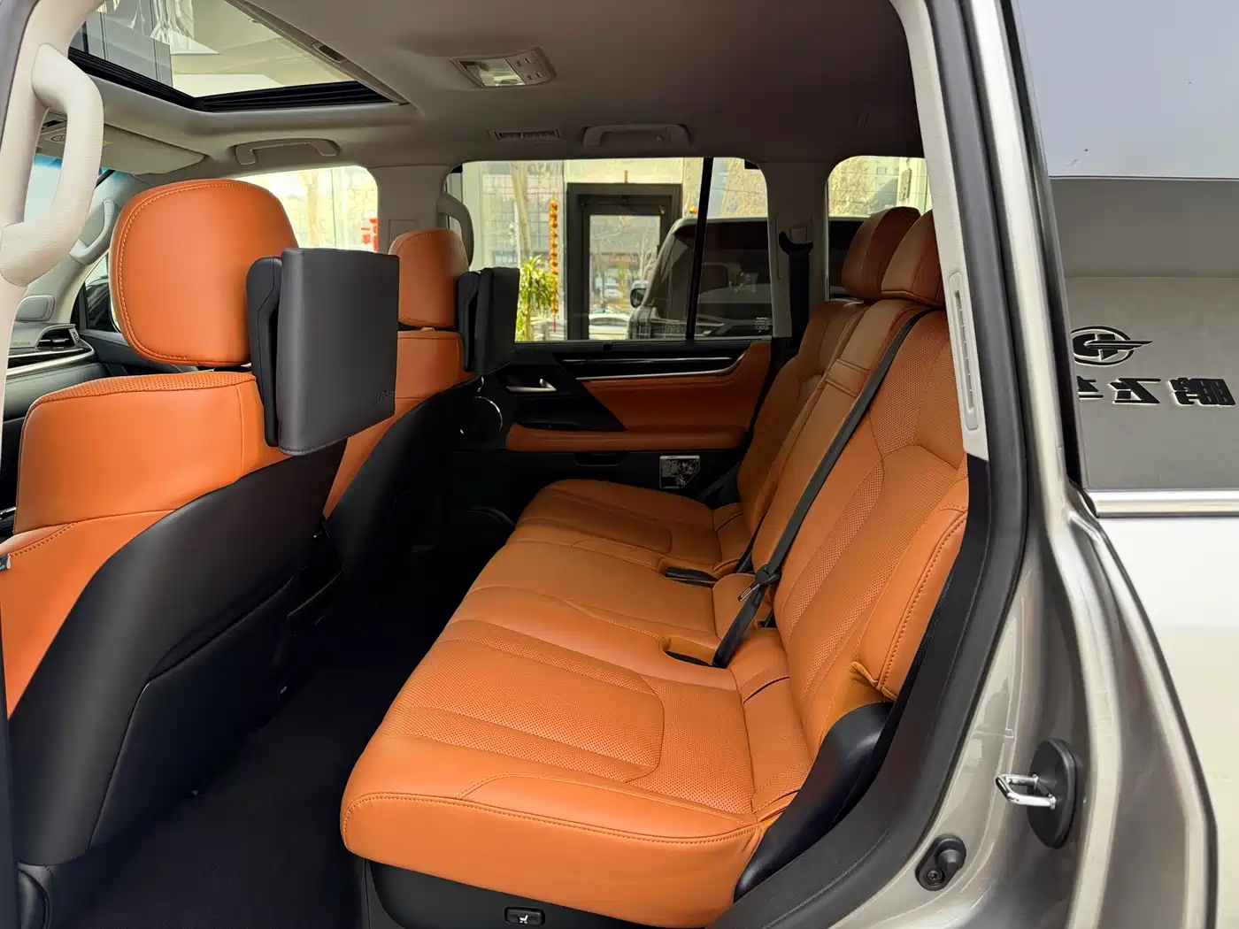 Lexus LX 2019 570 Prestige Luxury Edition фото 5