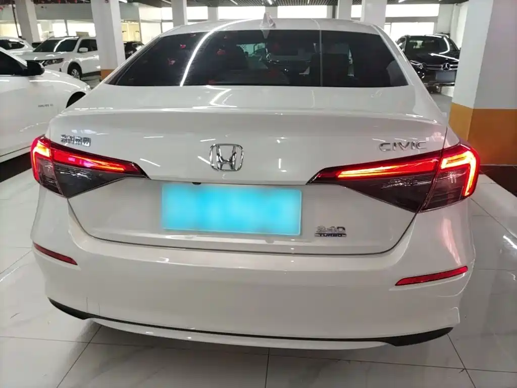 Honda Civic 2025 2023 240TURBO CVT Dynamic Edition