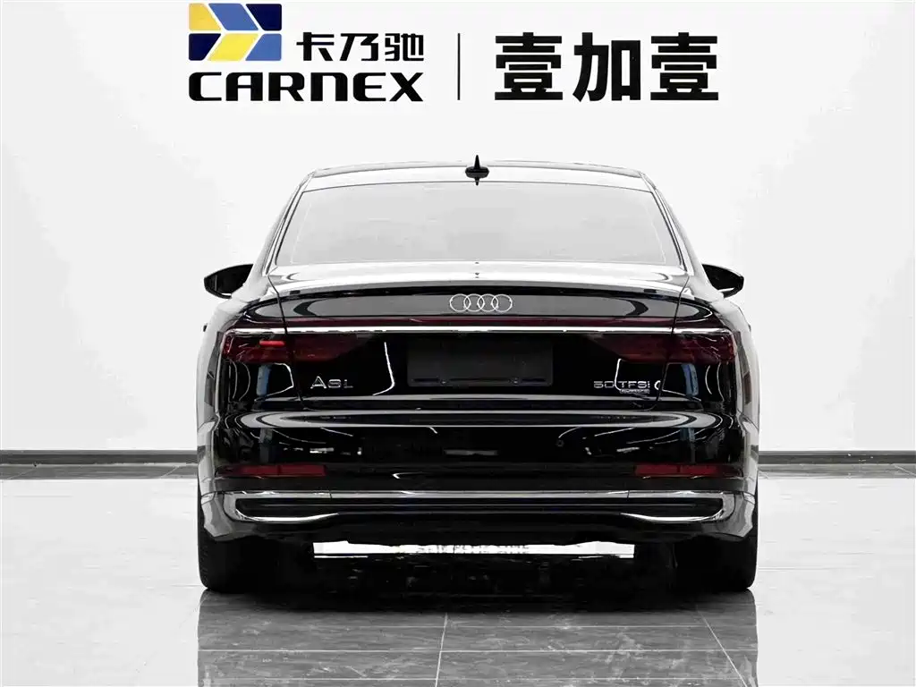 Фото 5 - Audi A8