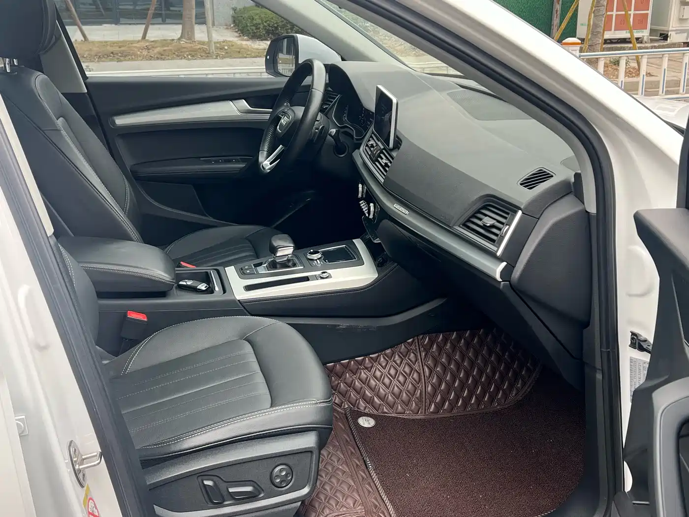 Audi Q5L 2020 40 TFSI Prestige Fashion фото 11