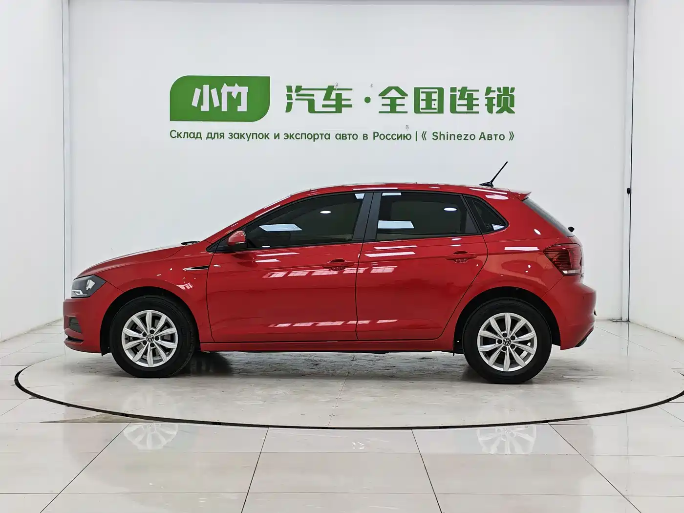 VOLKSWAGEN POLO