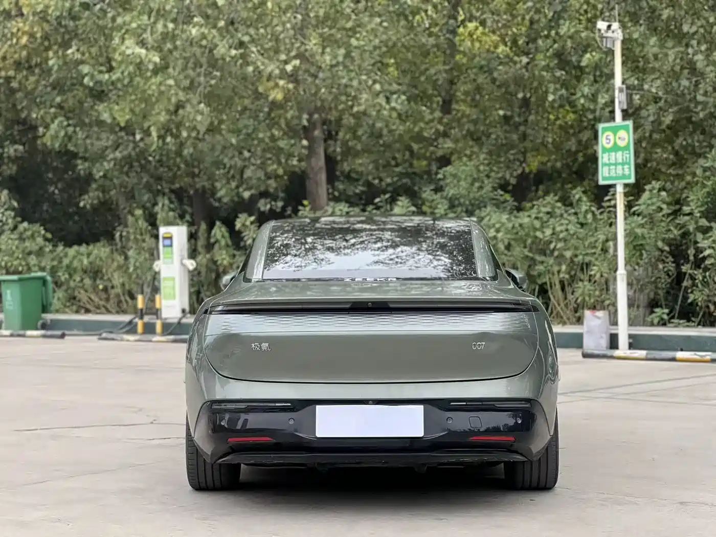 ZEEKR 007 2024 2025 RWD Smart Driving 75kWh