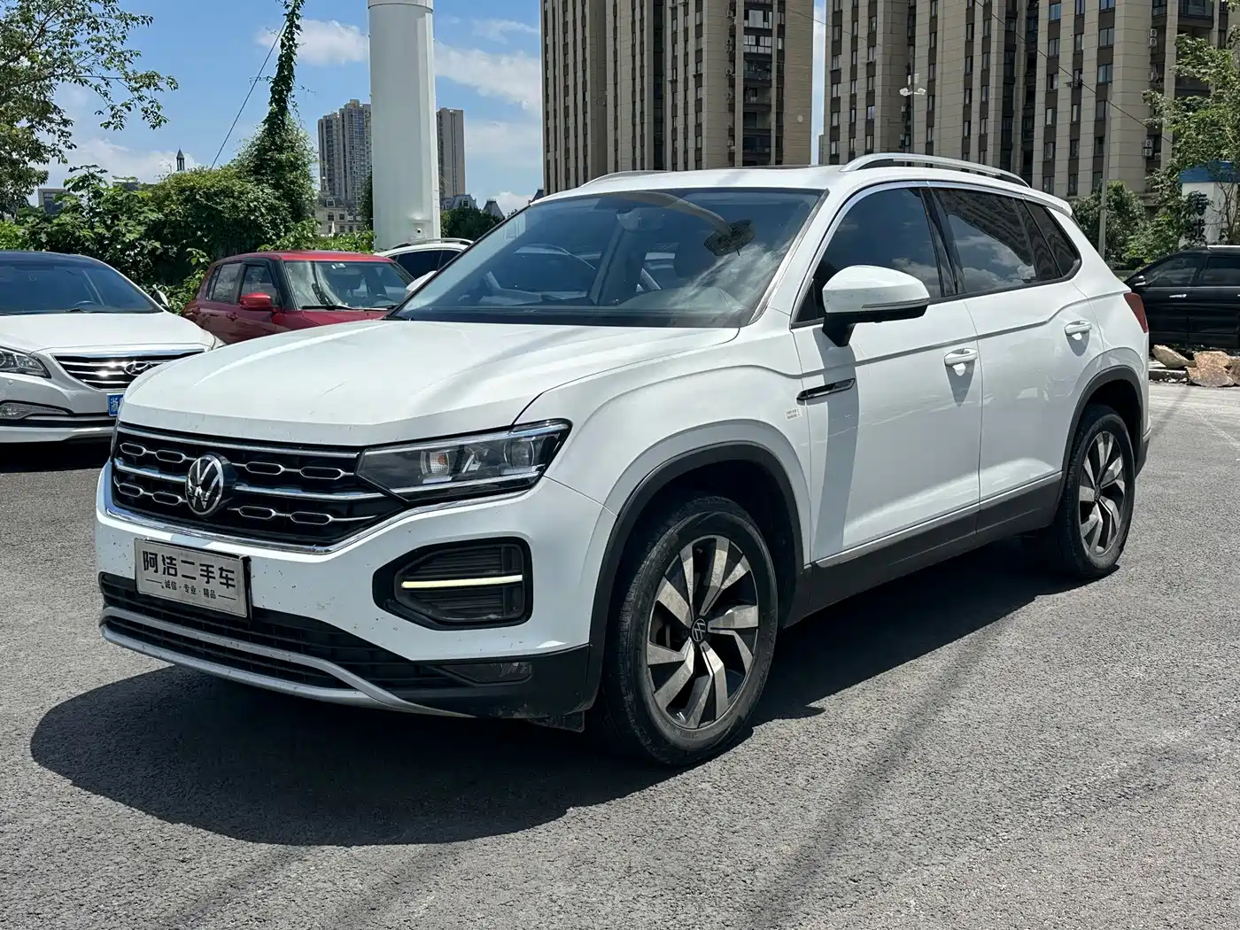 Фото 1 - Volkswagen Tayron
