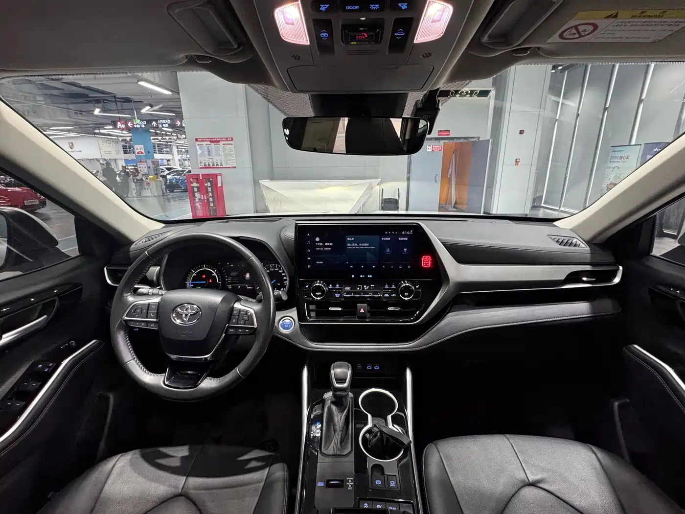 Фото 12 - Toyota Highlander