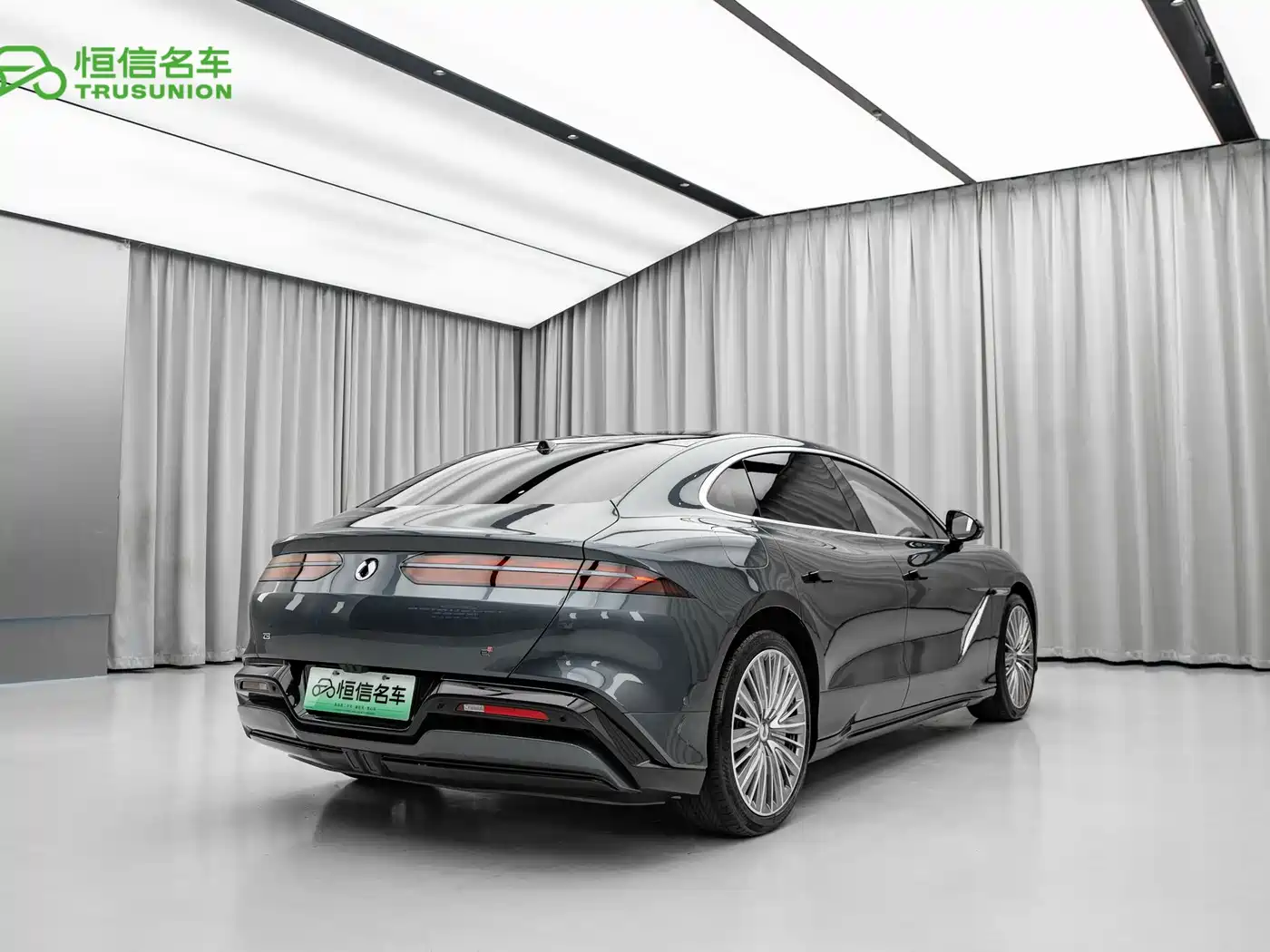 2025 Denza Z9