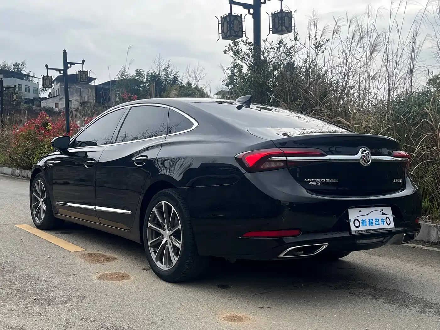 BUICK LACROSSE