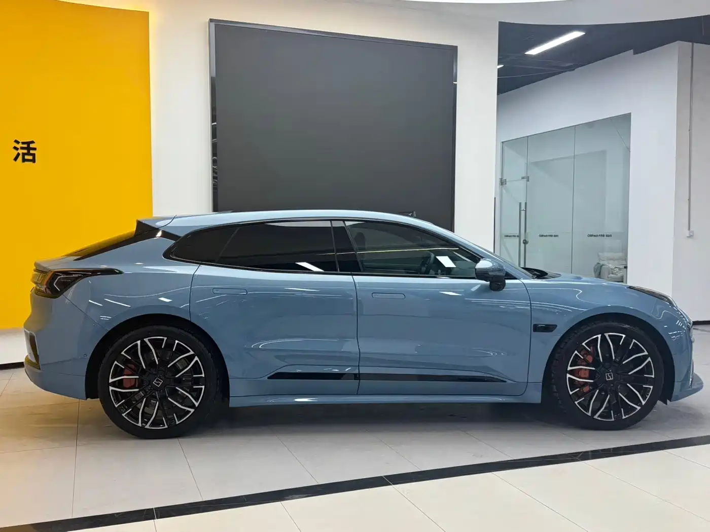 ZEEKR EXTREME KRYPTON 001