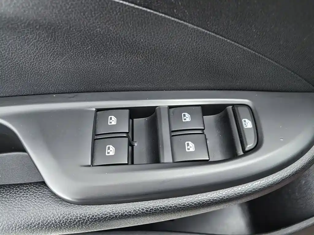 Фото 9 - Buick Excelle