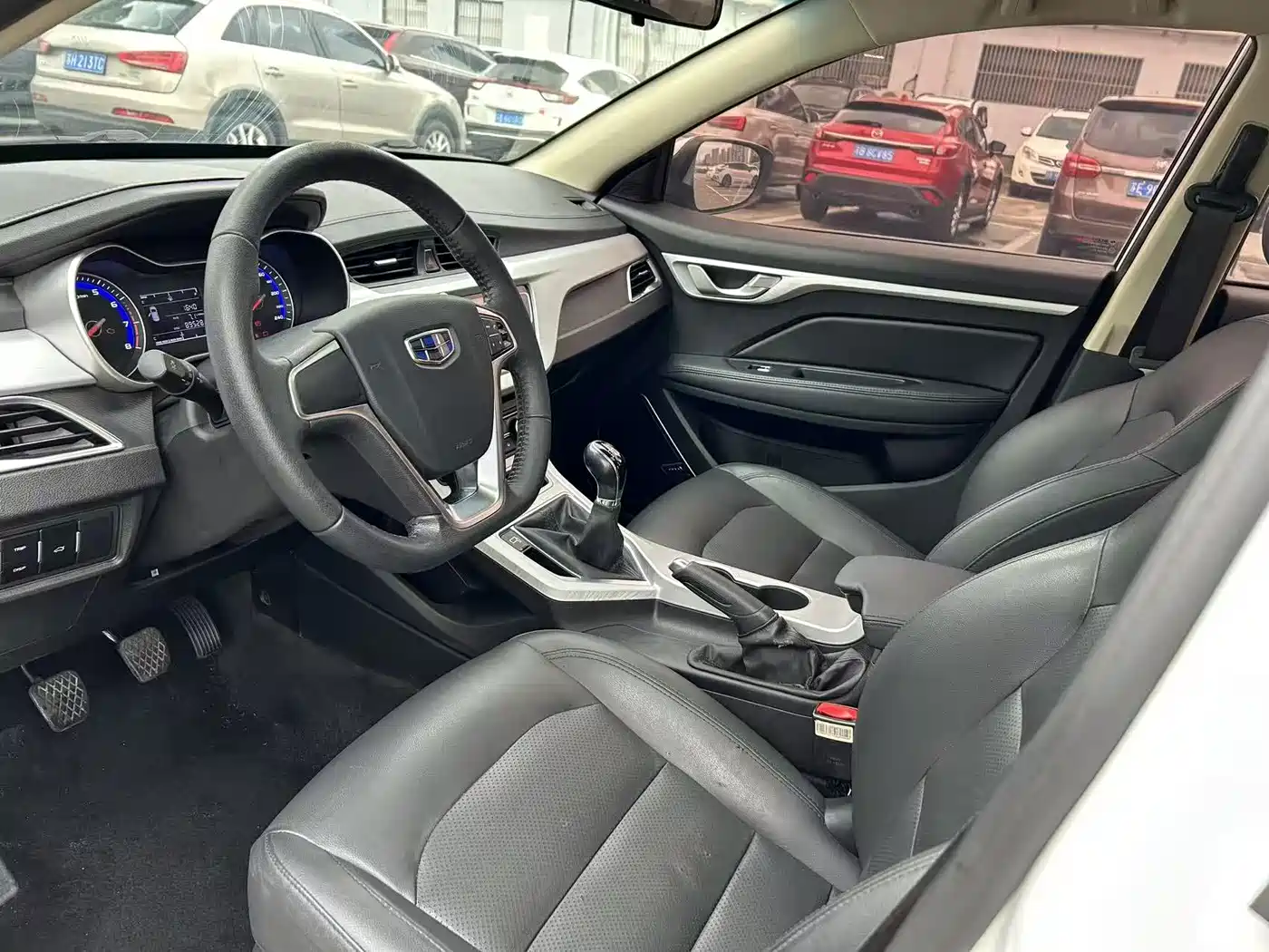 Photo 16 - Geely Vision