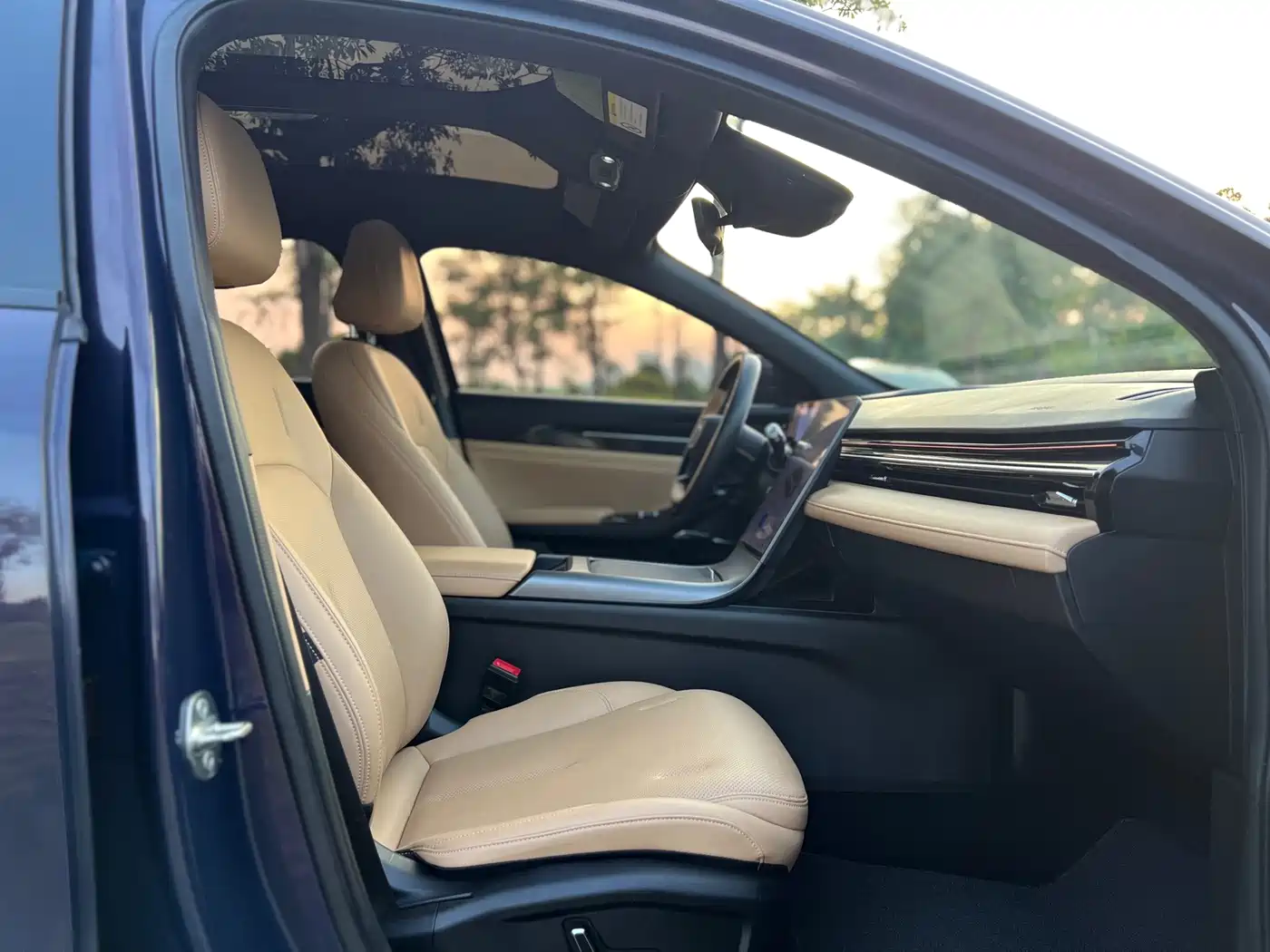 Geely Galaxy Galaxy L6 2023 2023 125km Starship