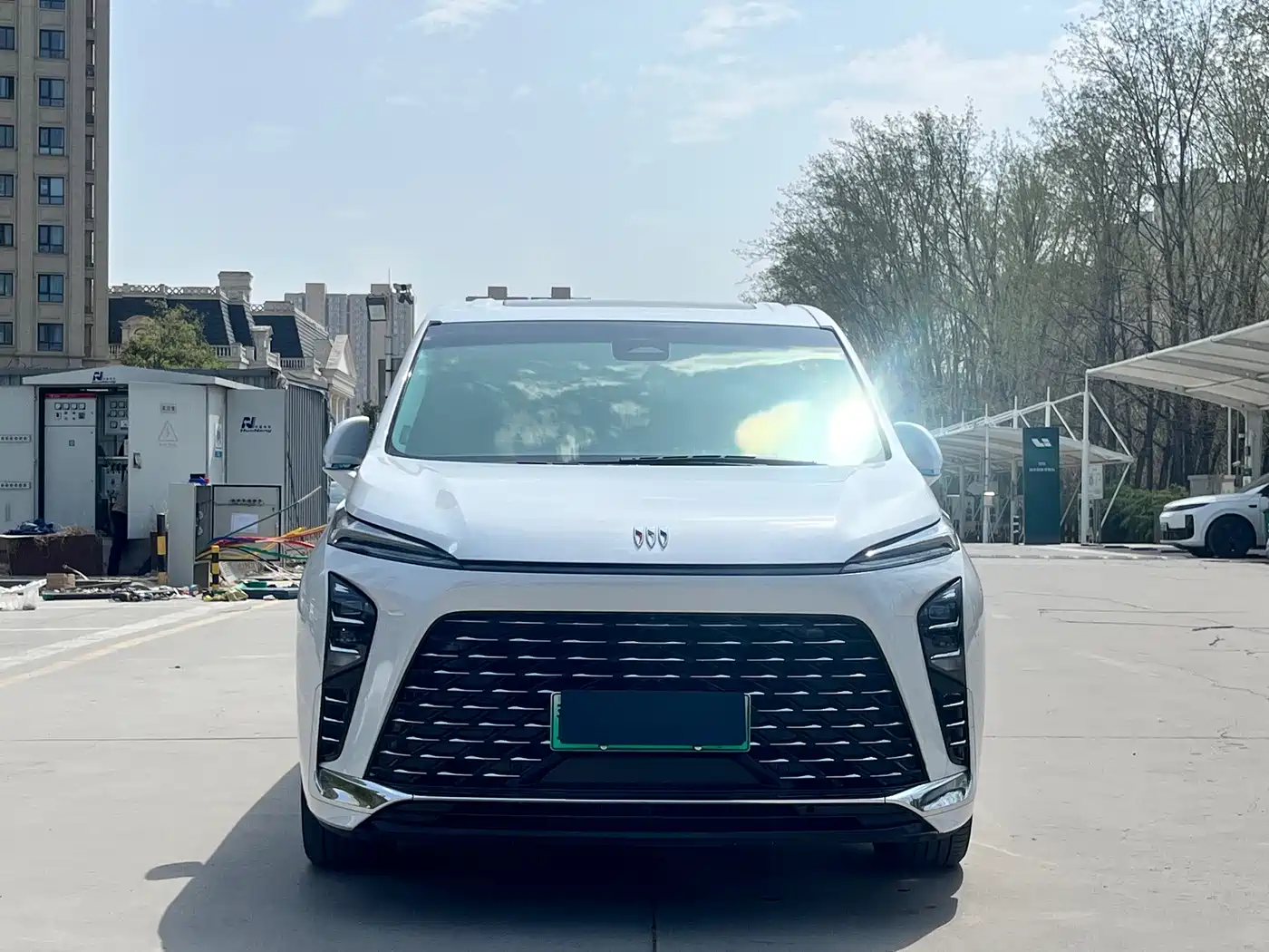 BUICK GL8 NEW ENERGY