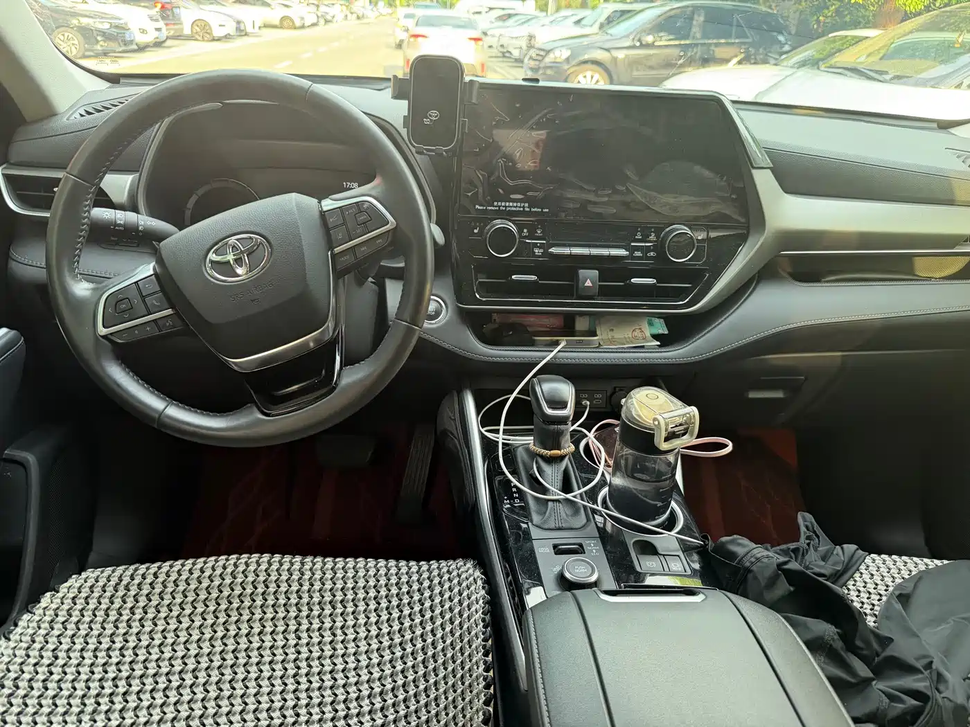 Фото 4 - Toyota Highlander