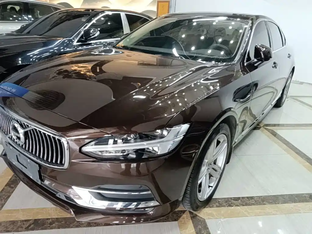 Volvo S90 2019 — пригон из Китая