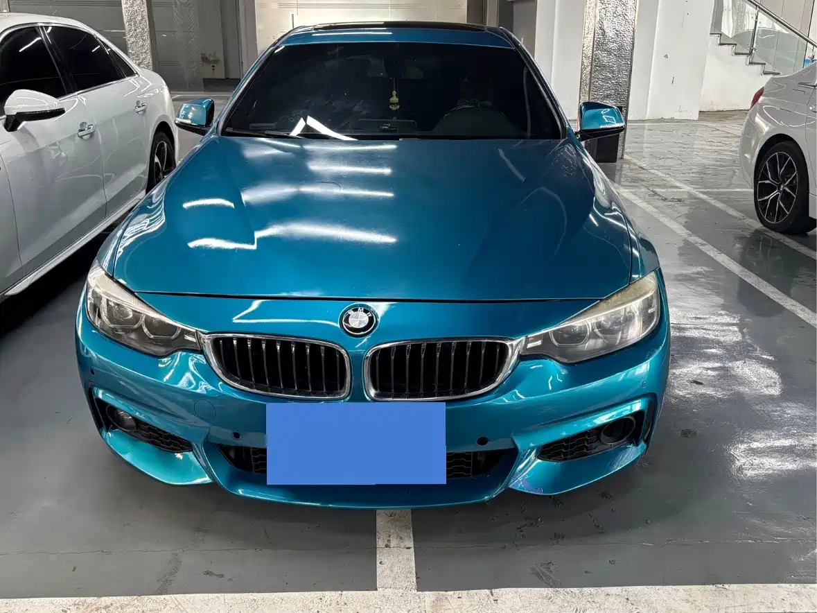 Photo 3 - BMW 4 Series