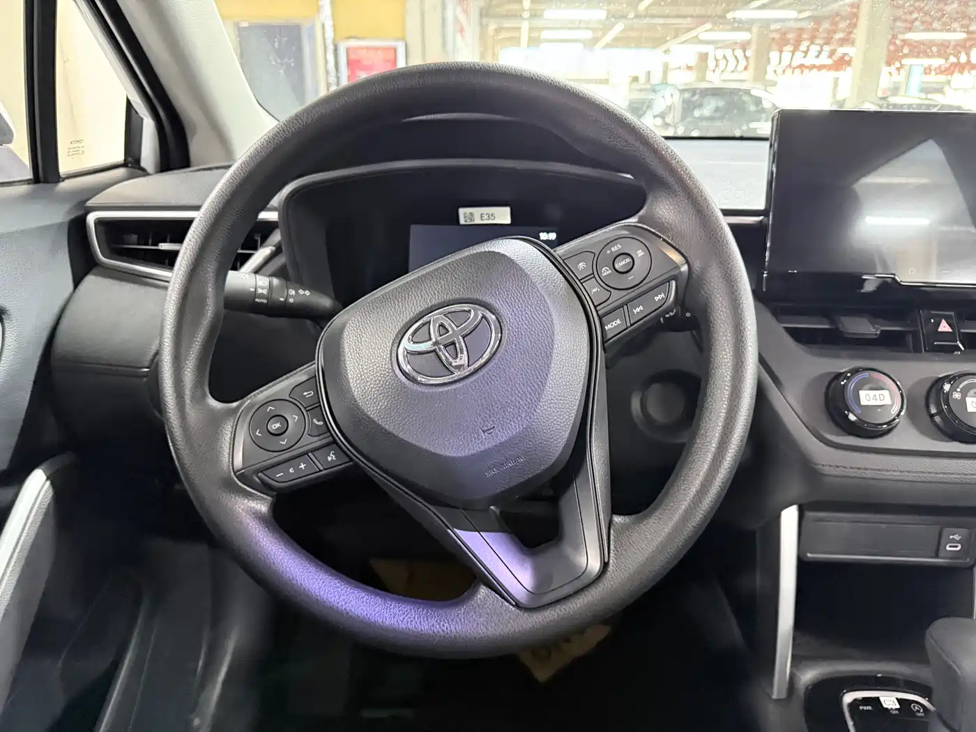 Toyota Corolla Cross 2025 2024 Model 2.0L Pioneer Edition