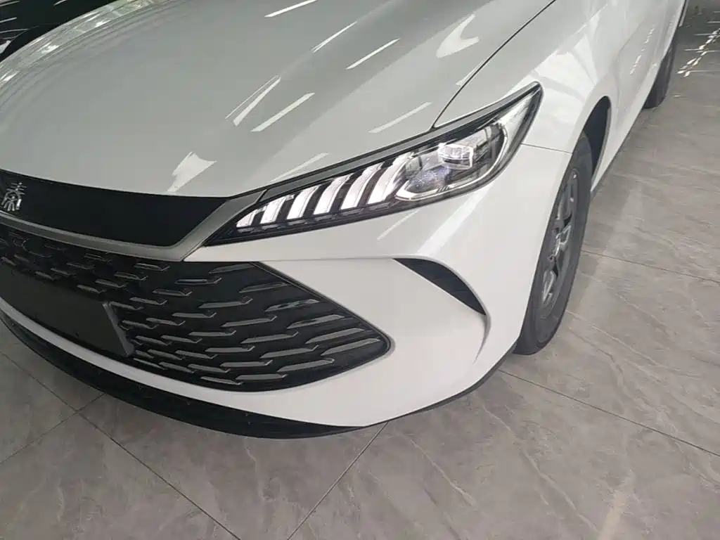 BYD Qin PLUS 2026 2026 DM-i Smart Edition 128KM Progressive