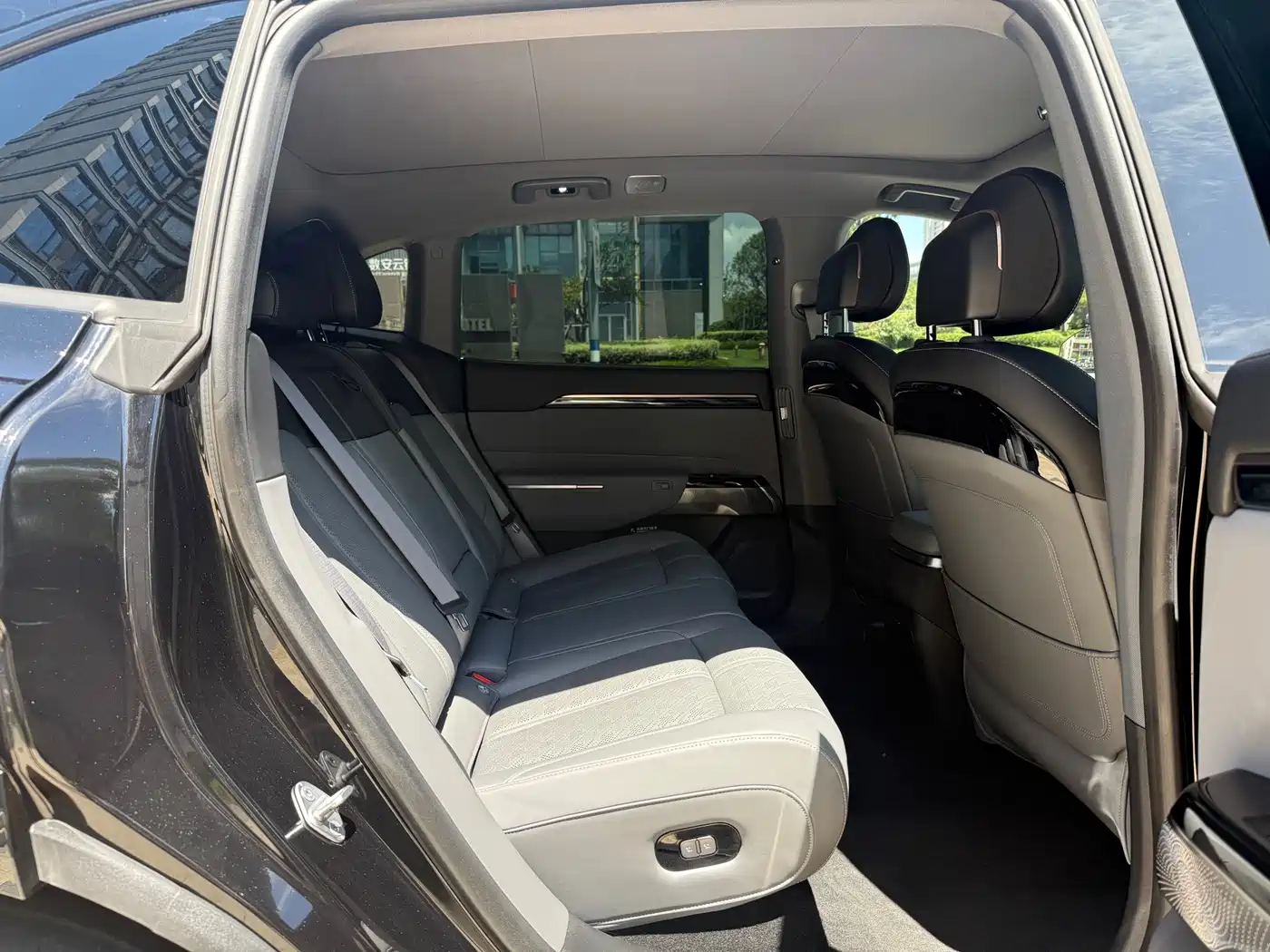 ZEEKR 7X 2025 2025 Model 75kWh RWD Smart Driving Edition
