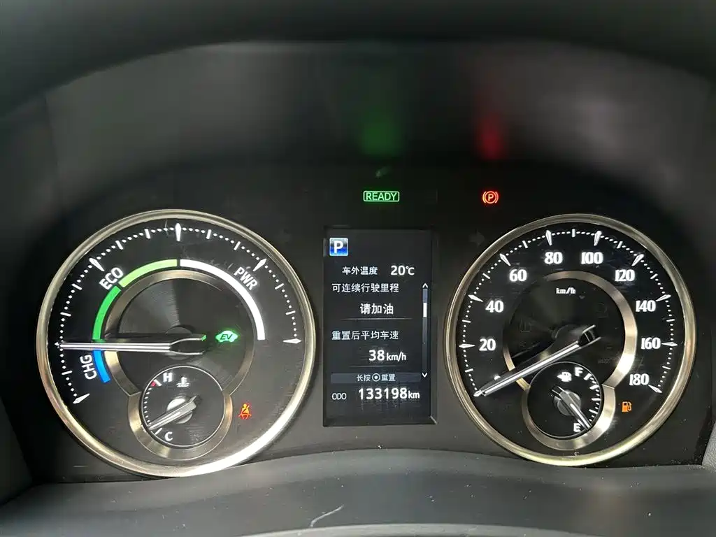 Toyota Vellfire 2020 Twin Engine 2.5L HV Premium Edition фото 28