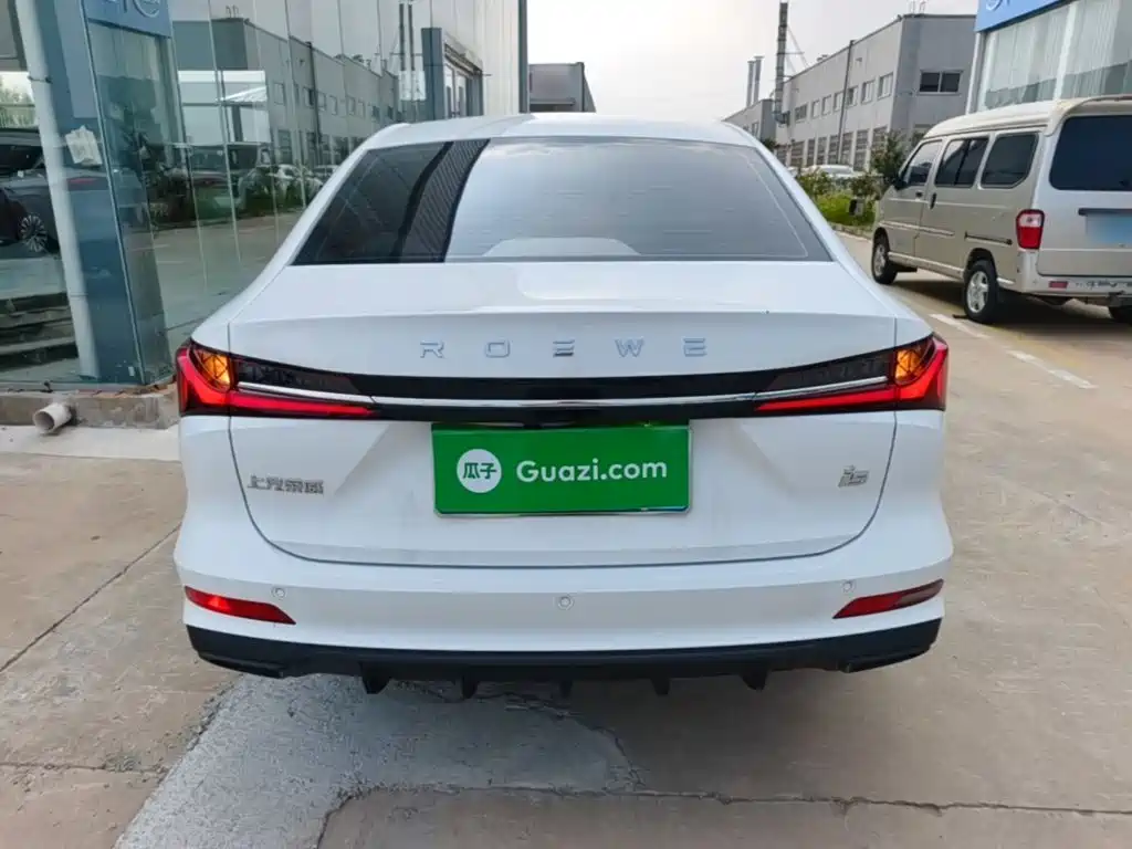 Roewe i5 2025 2026 1.5L Manual Comfort