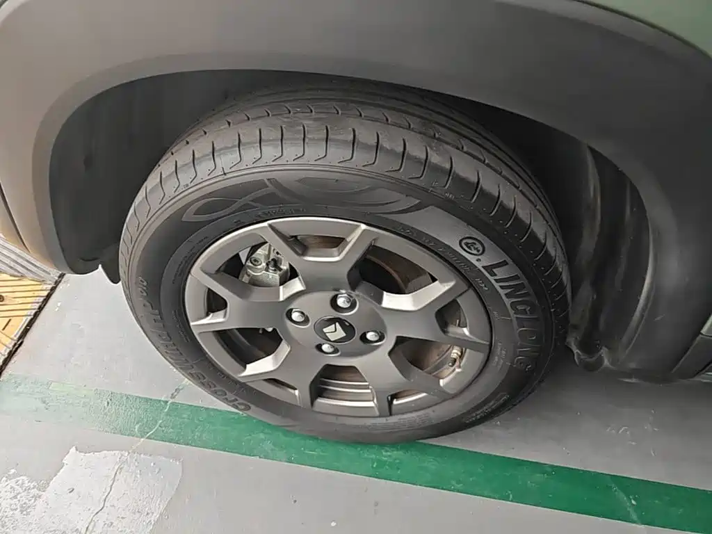 Baojun Yueye Plus 2024 2024 Smart Premium 4-Seater