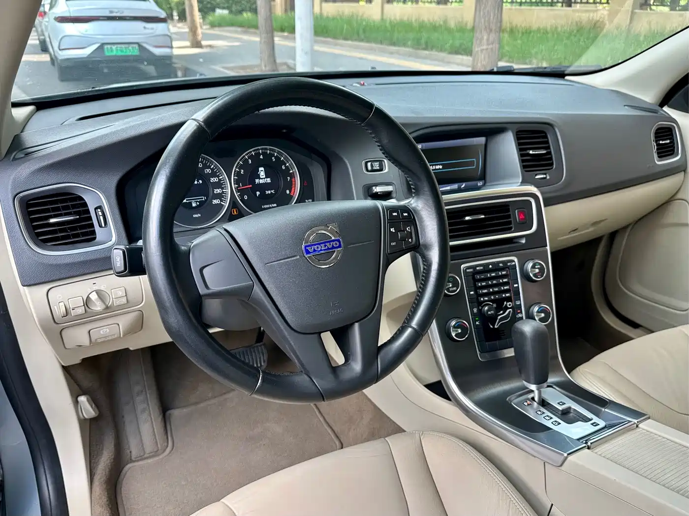 Volvo S60 (Import) 2012 2012 Model T5 Comfort