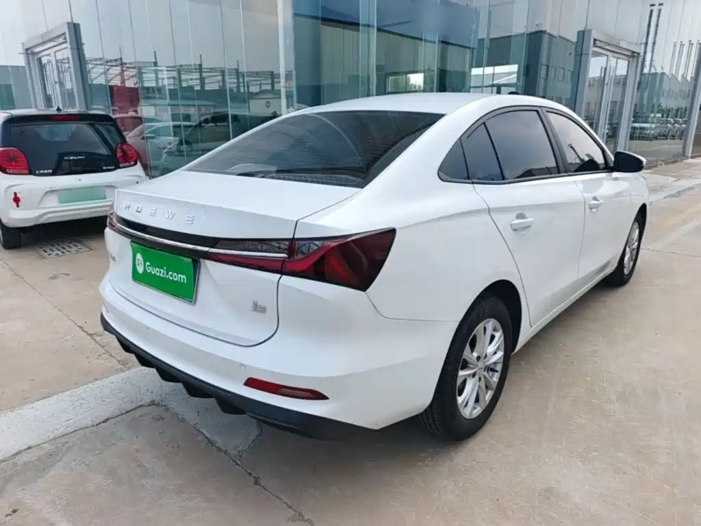 Roewe i5 2025 2026 1.5L Manual Comfort