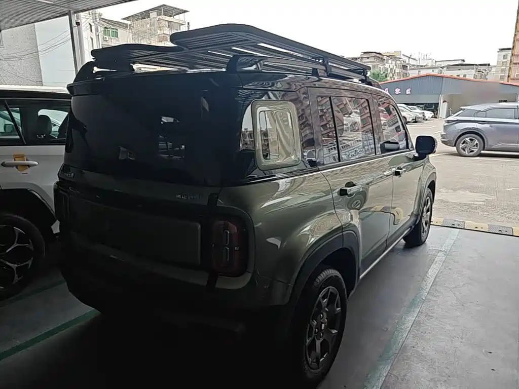 Baojun Yueye Plus 2024 2024 Smart Premium 4-Seater