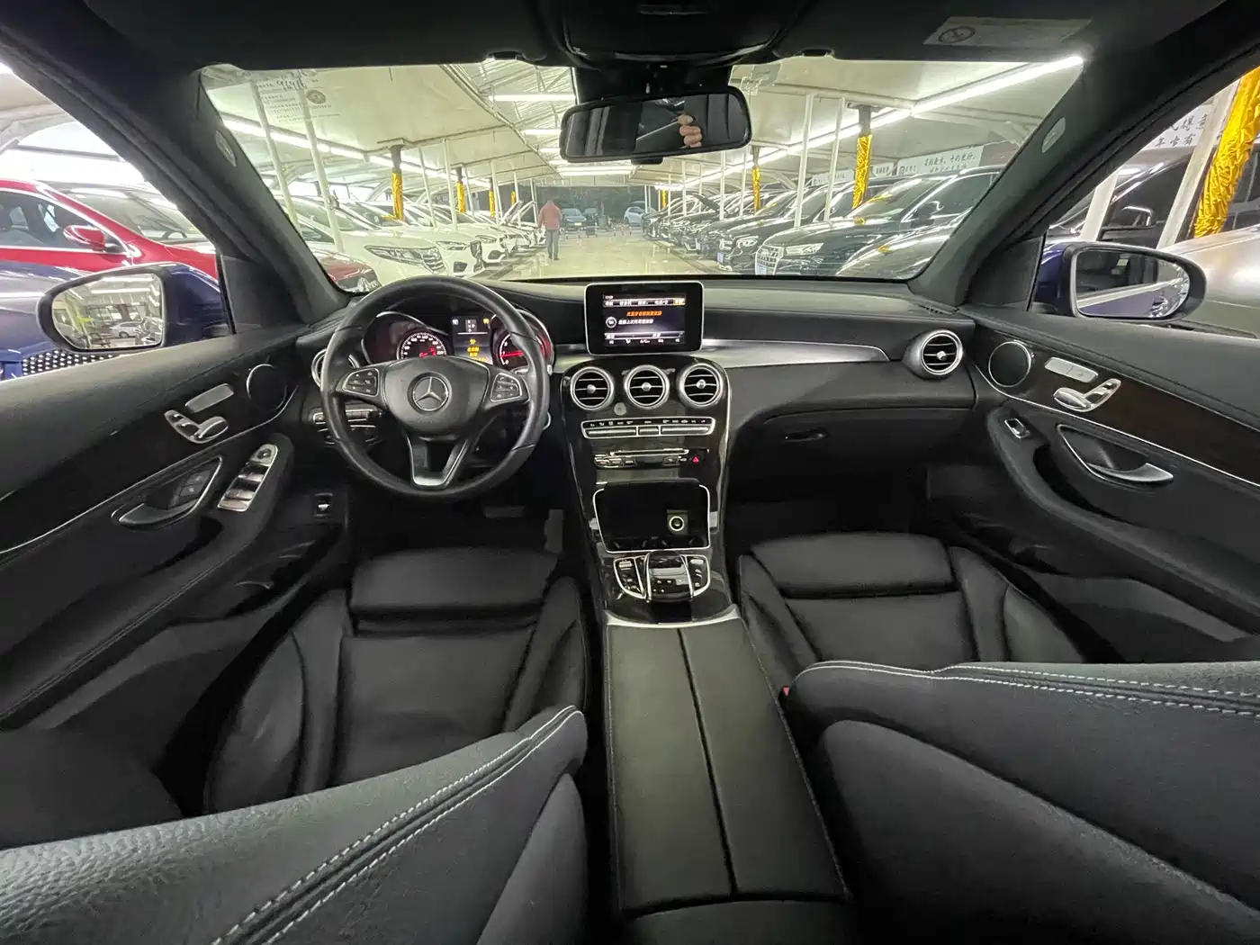 Mercedes-Benz GLC 2017 GLC 260 4MATIC Luxury фото 11