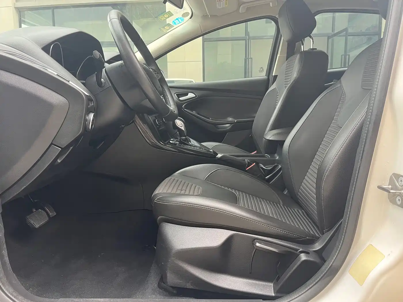 Фото 8 - Ford Focus