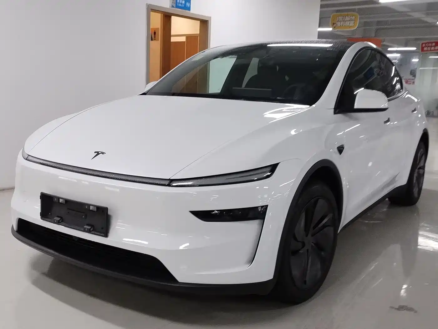 Tesla Model Y 2026 2026 Rear-Wheel Drive