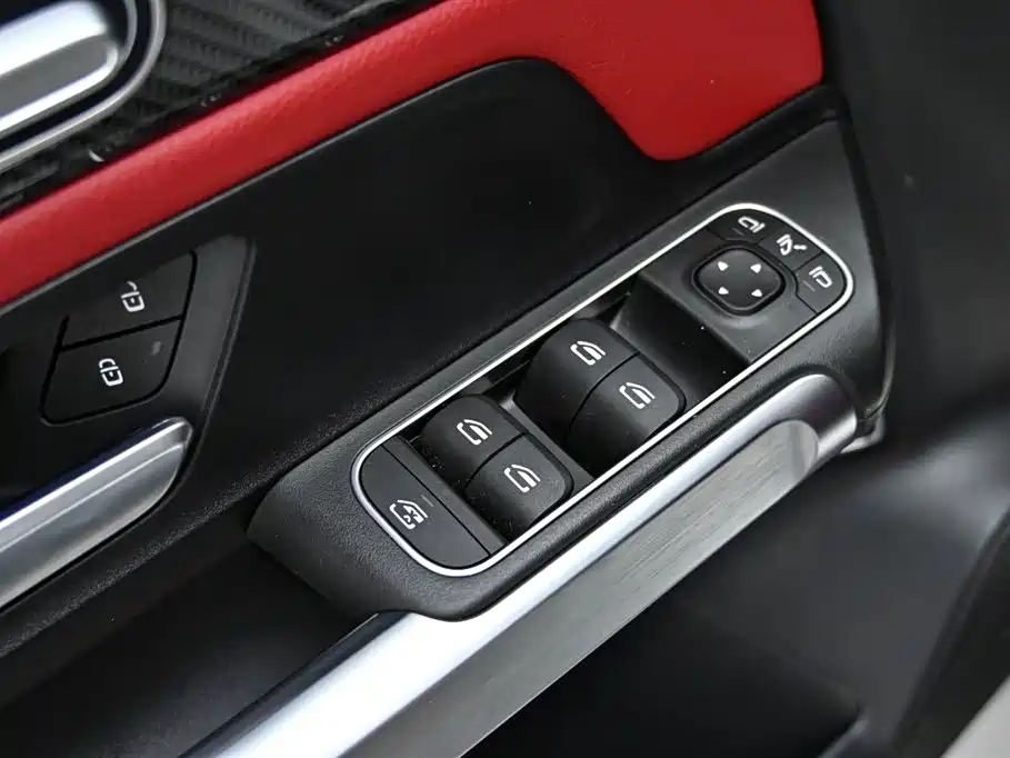 Mercedes-Benz GLB AMG 2023 Model AMG GLB 35 4MATIC фото 22
