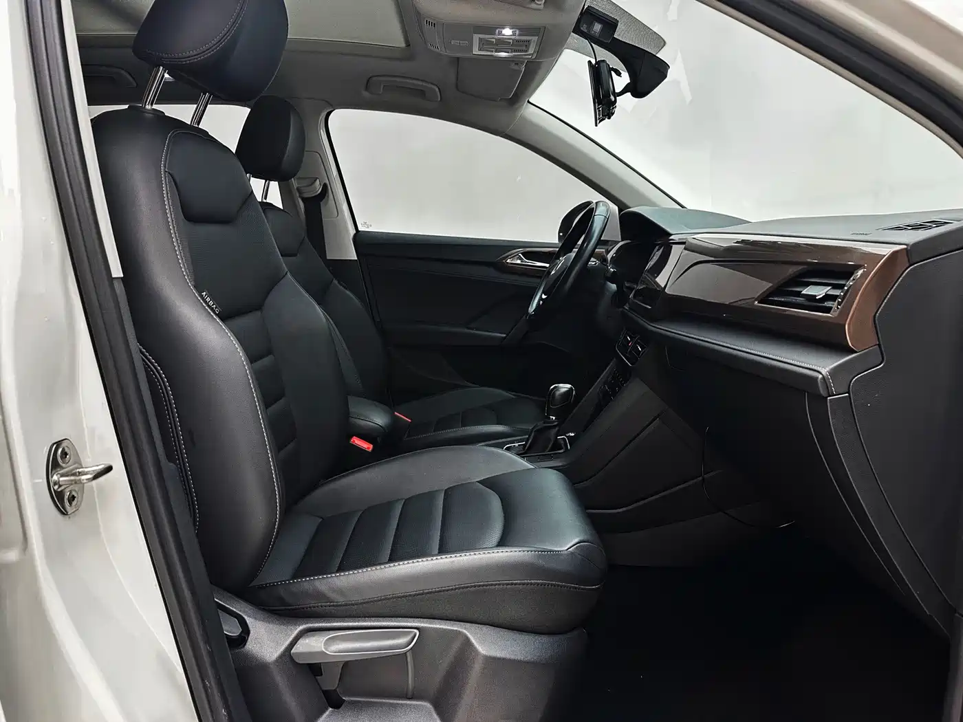 Фото 20 - Volkswagen Tharu