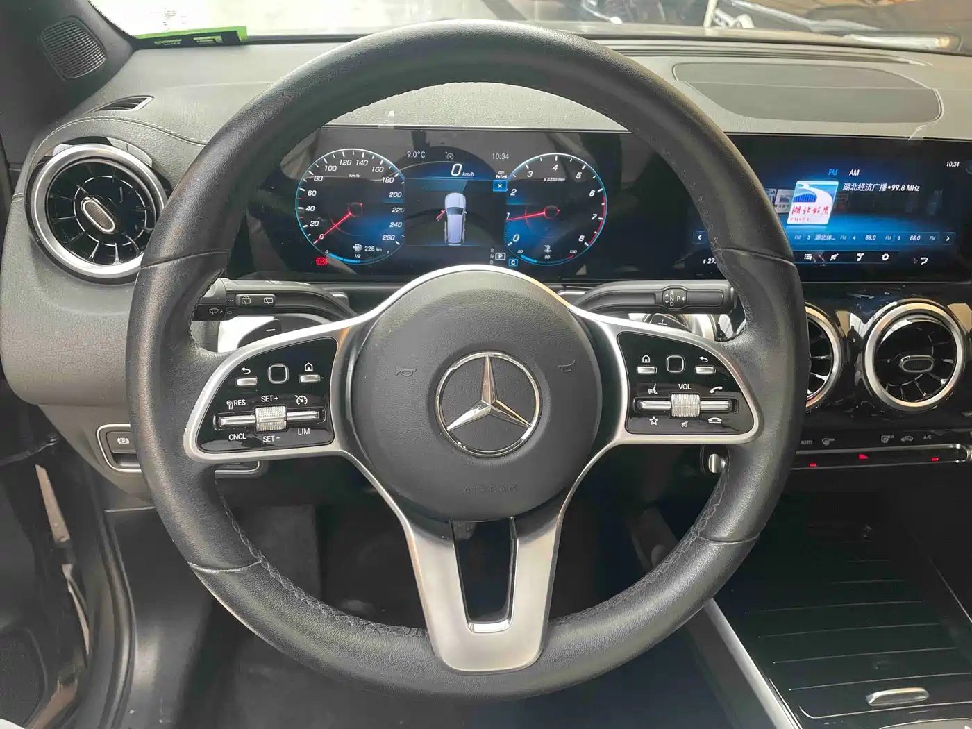 Mercedes-Benz GLB 2023 Facelift GLB 200 Dynamic фото 18