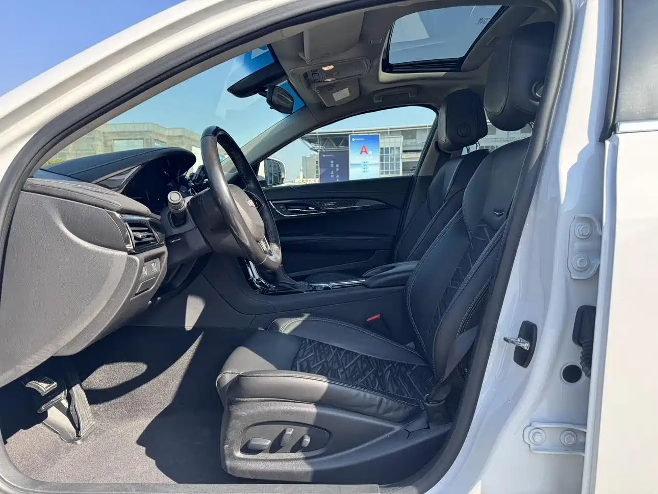 Cadillac ATS-L 2017 28T Technology фото 9